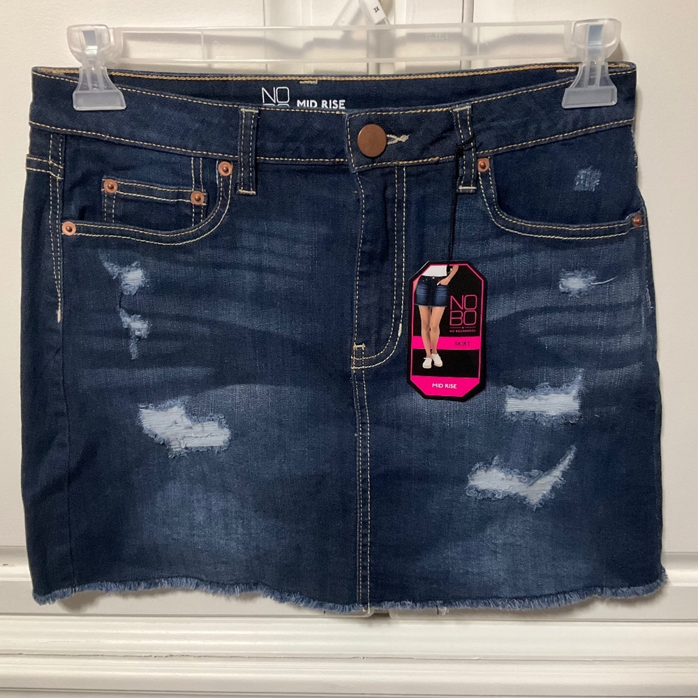 NWT NoBo Mid rise Junior size 11 distressed denim skirt